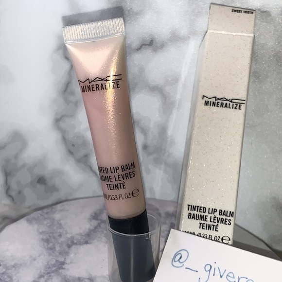SWEET TOOTH MINERALIZED TINTED LIP BALM MAC (Baking Beauties) - Picture 3 of 14